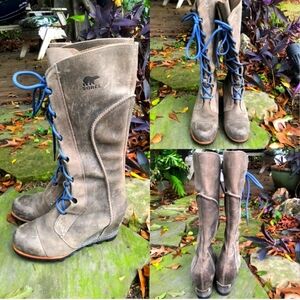 Sorel Women's Cate the Great Boots with Blue Laces